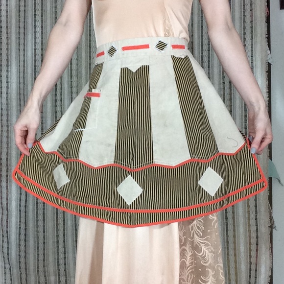 Vintage Accessories - Vintage Harlequin Apron Vintage Accessories - Vintage Harlequin Apron